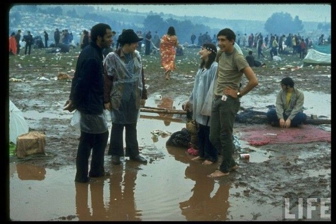 80 уникальных фотографий Вудсток 1969 года на снимках журнала LIFE