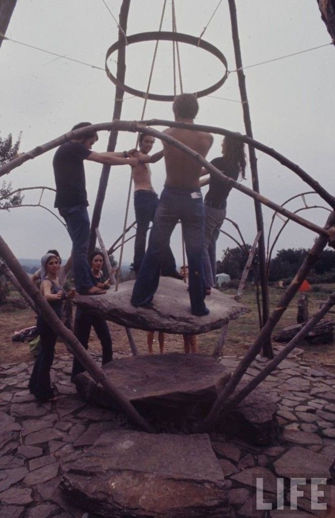 80 уникальных фотографий Вудсток 1969 года на снимках журнала LIFE