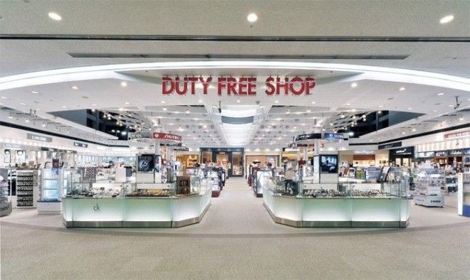 Хитрости в аэропортах: как стимулируют тратить в Duty Free больше