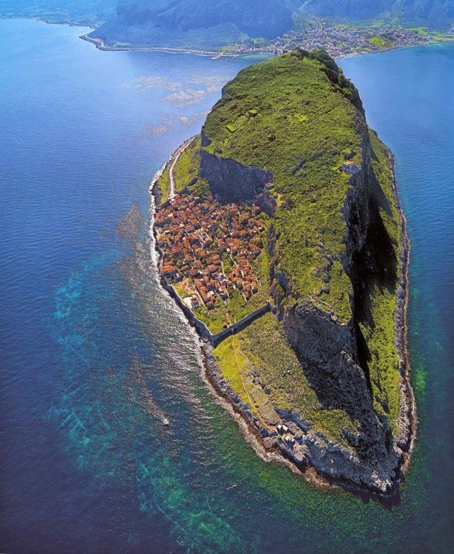 Картинки по запросу fishing village in greece