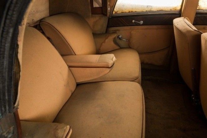 Задние сиденья RollsRoyce 1937 года Фото lbilimitedcom