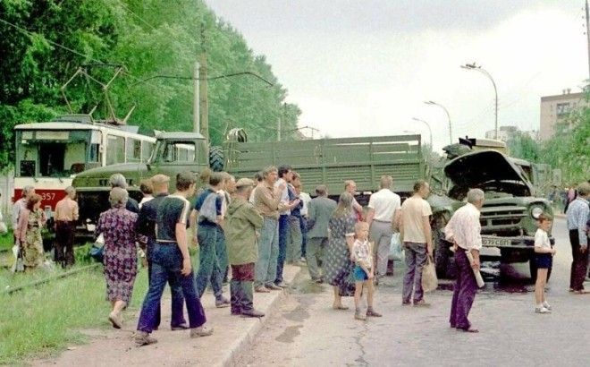 Провинциальные девяностые от Эстетика Е—ней за 30 декабря 2018 90-е, город, девяностые, история, провинция, эстетика