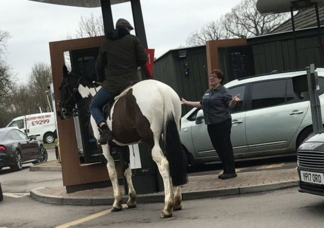   mcdonalds drive through