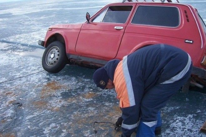 Любителям байкальского льда посвящается