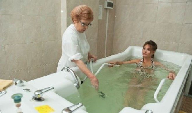 В санаториях бывшего СССР часто предлагают скипидарные ванны