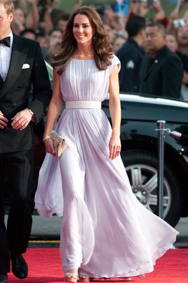 SМожет когда хочет самые сексуальные наряды Кейт Миддлтон