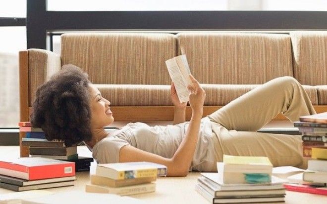 Почитать книгу.