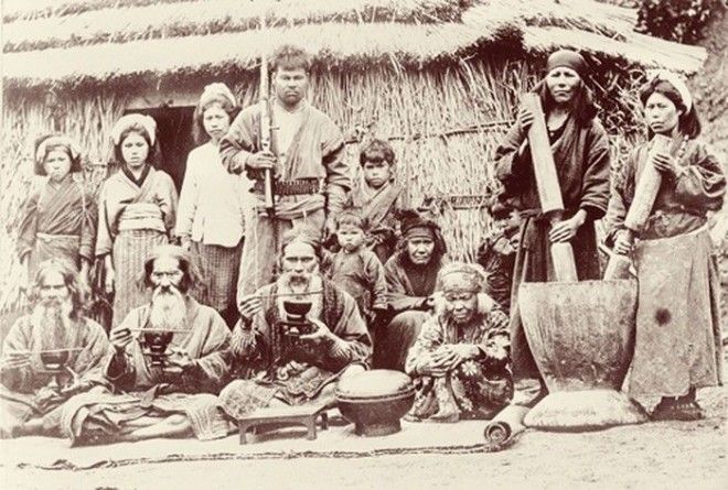 Айну рожали столько детей сколько могли прокормить