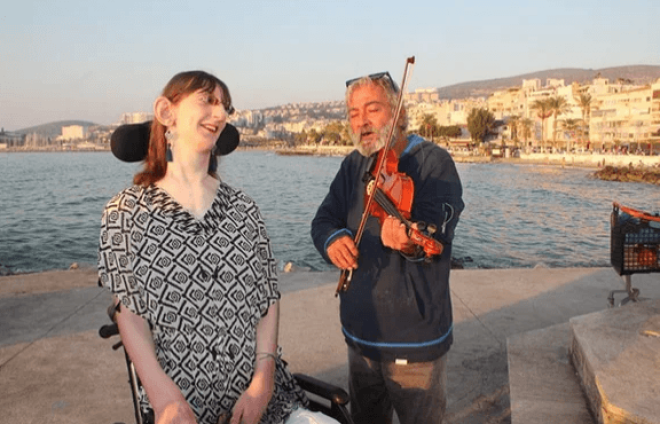 SСамой высокой девушке живется не сладко и это факт