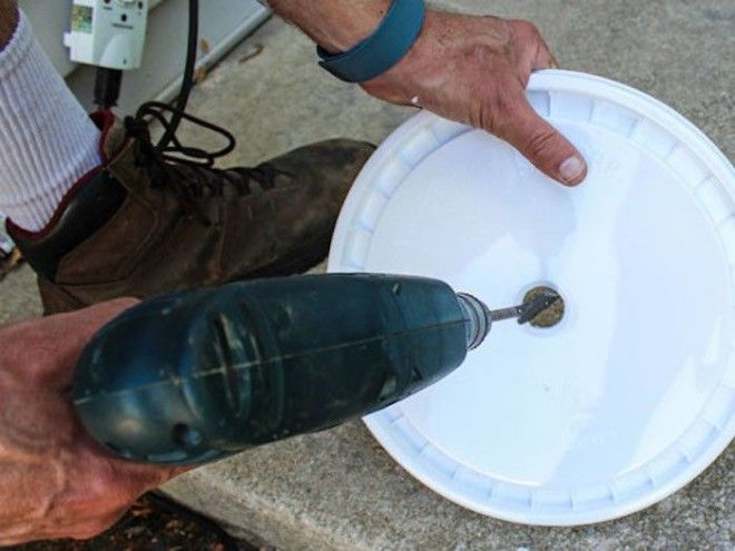 Сверлим отверстие. Сверлим отверстие