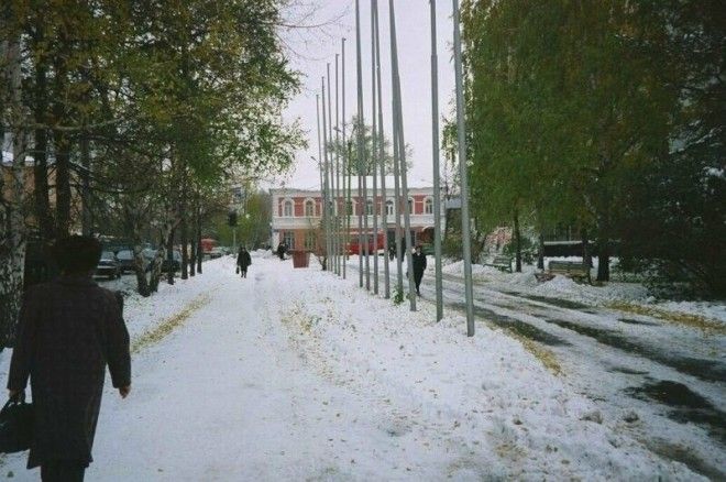 Провинциальные девяностые от Эстетика Еней за 13 февраля 2019 90е город девяностые история провинция район улица эстетика