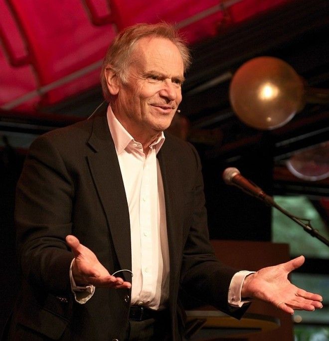 800px-Jeffrey_Archer_@_Oslo_bokfestival_2012_4.jpg