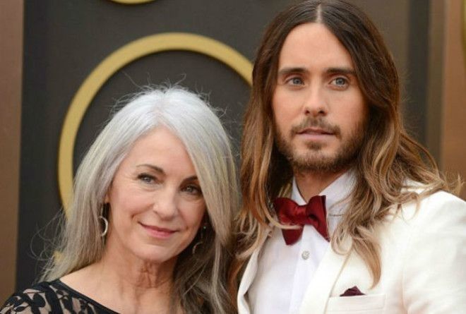 Их можно принять за старших сестер!