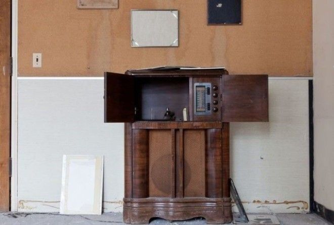 Когда-то процветающий мегаполис стерт с лица земли...