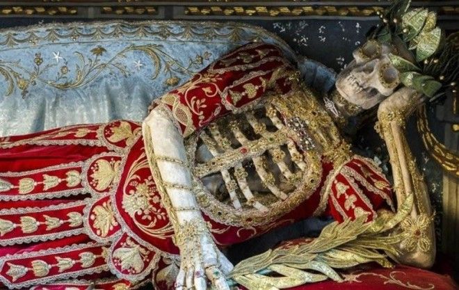 Н-да, есть после этих фактов доля разочарования в религиии...
